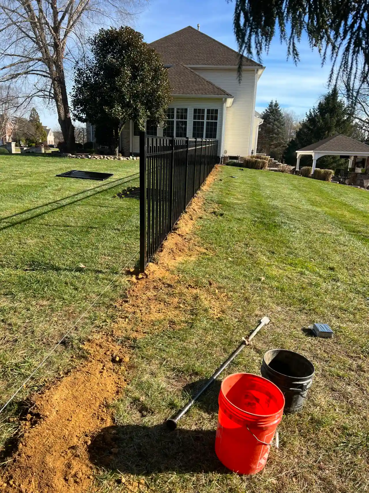Board on board wood fence NJ — Segura Fence LLC